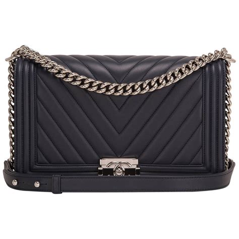 chanel navy chevron boy bag